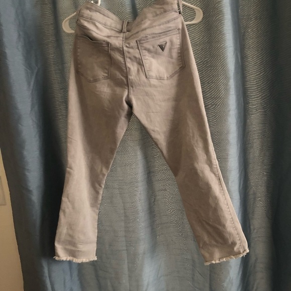 VintageGuess Light Gray jeans with fringe bottom-27” by 32” like new shape - Picture 5 of 11